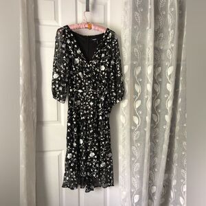 DKNY Womens Tie Zip back Faux Wrap midi Dress floral embroidered puffy size 10